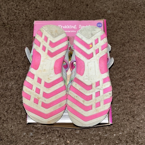 Lilly&Dan Girls Trekking Sandals size 11/12 & 7/8 - Picture 5 of 9